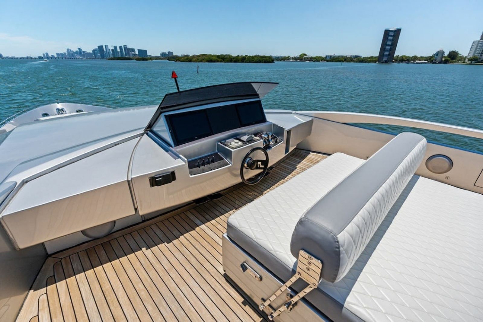 2012 Pershing 92