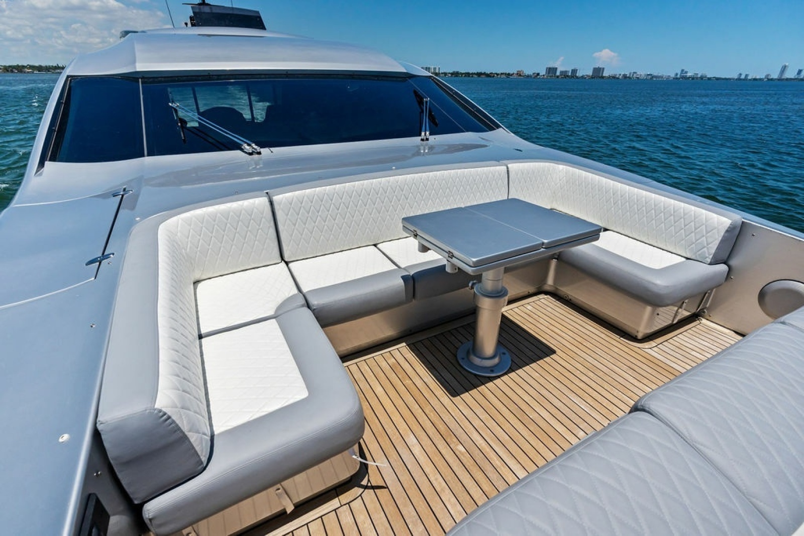 2012 Pershing 92