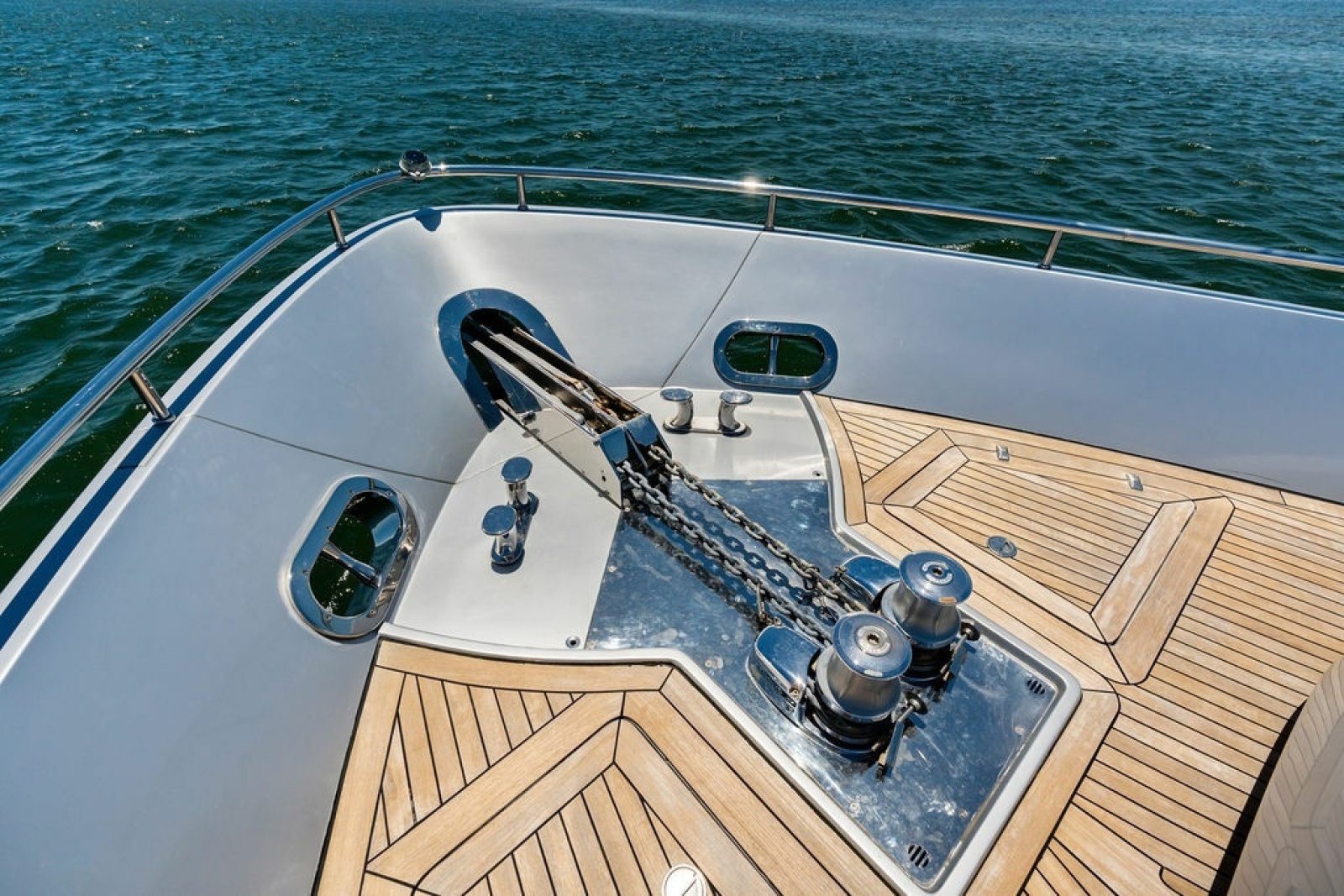 2012 Pershing 92