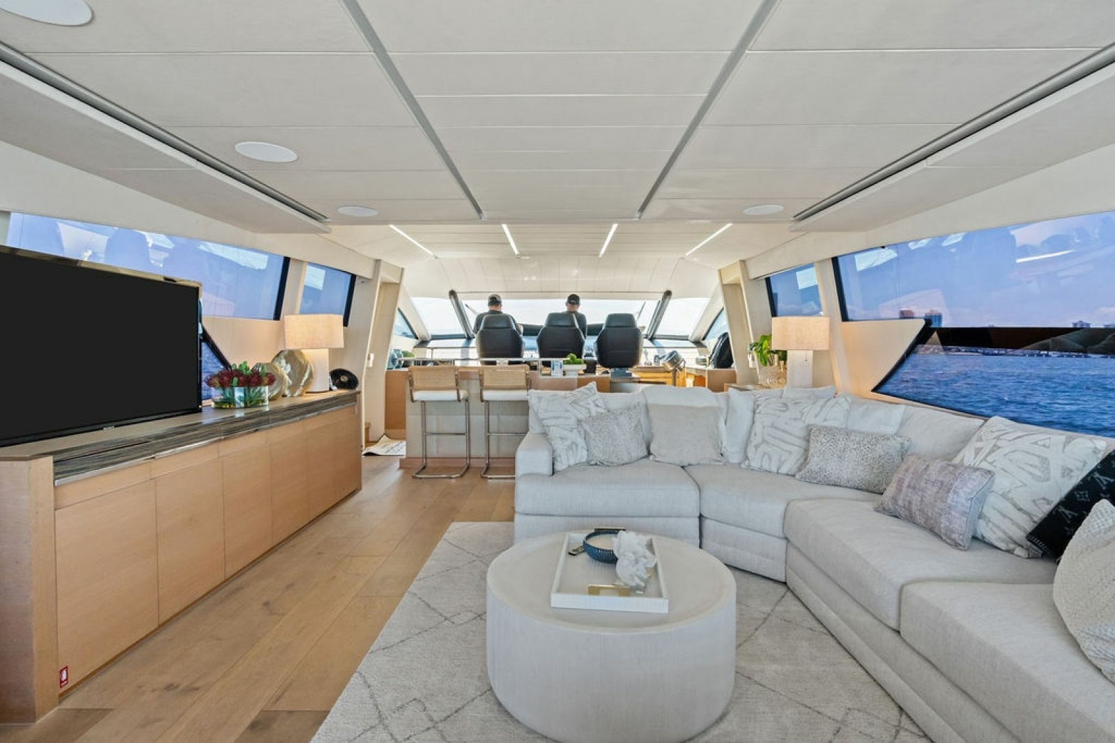 2012 Pershing 92