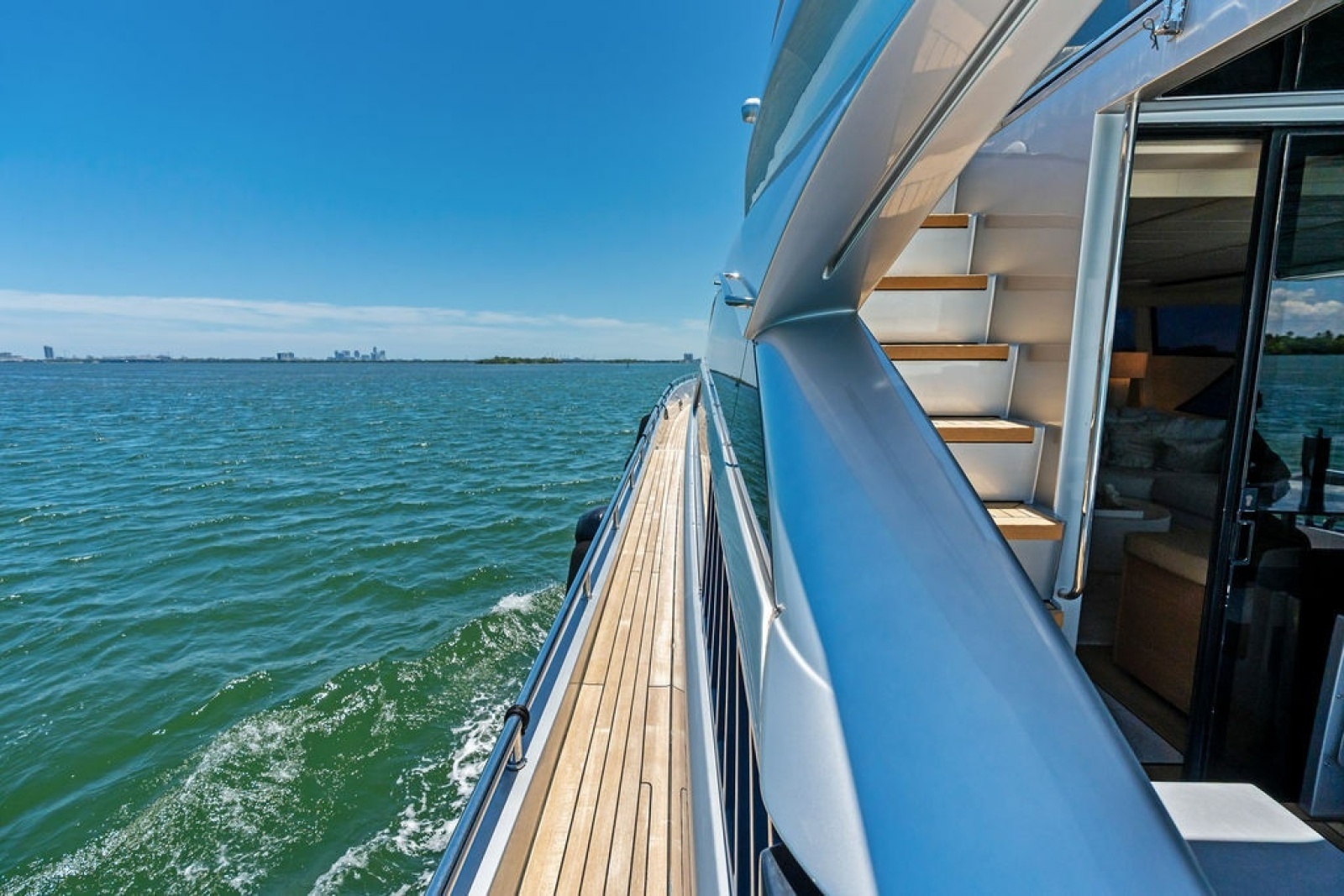 2012 Pershing 92