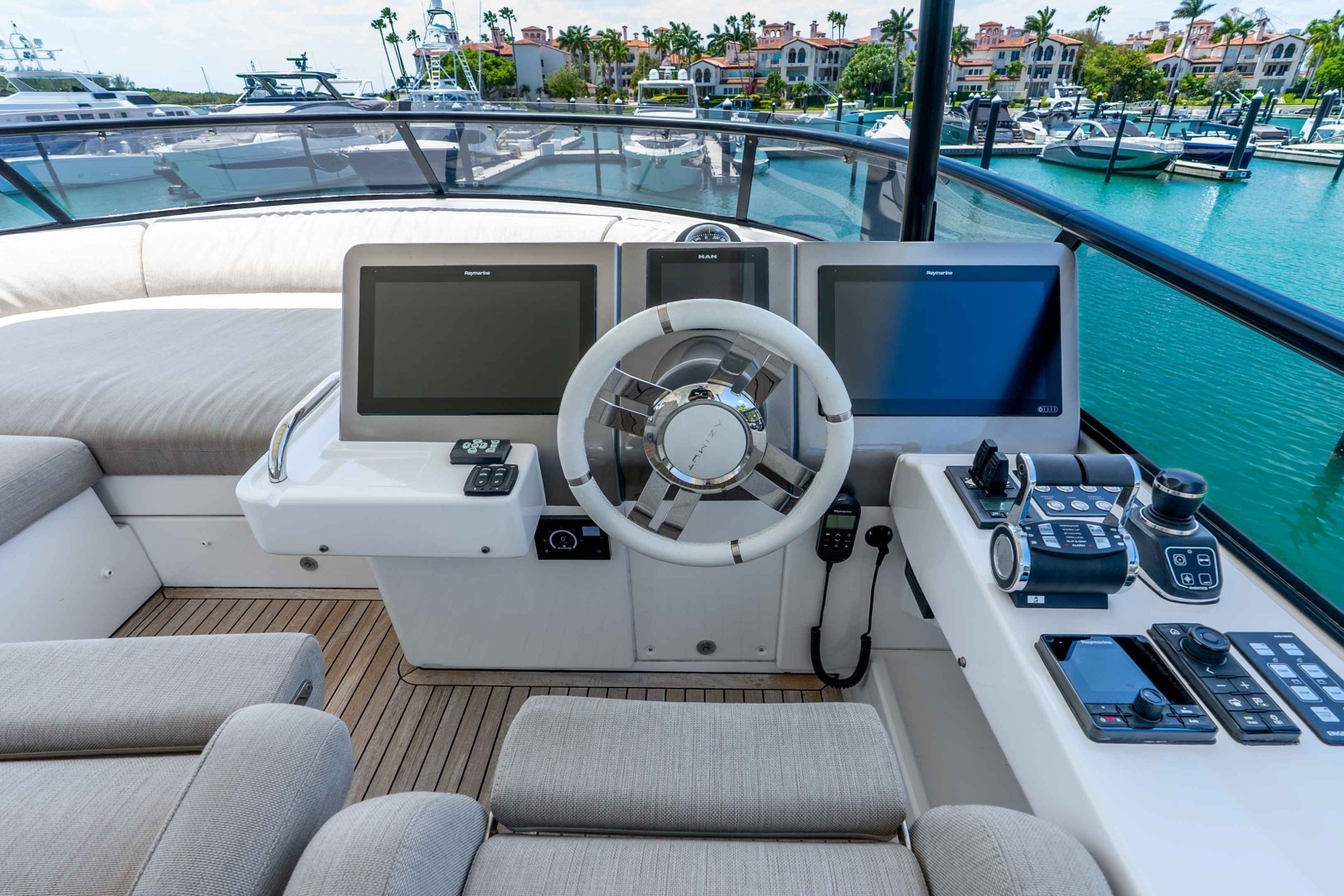 2023 Azimut Magellano 66