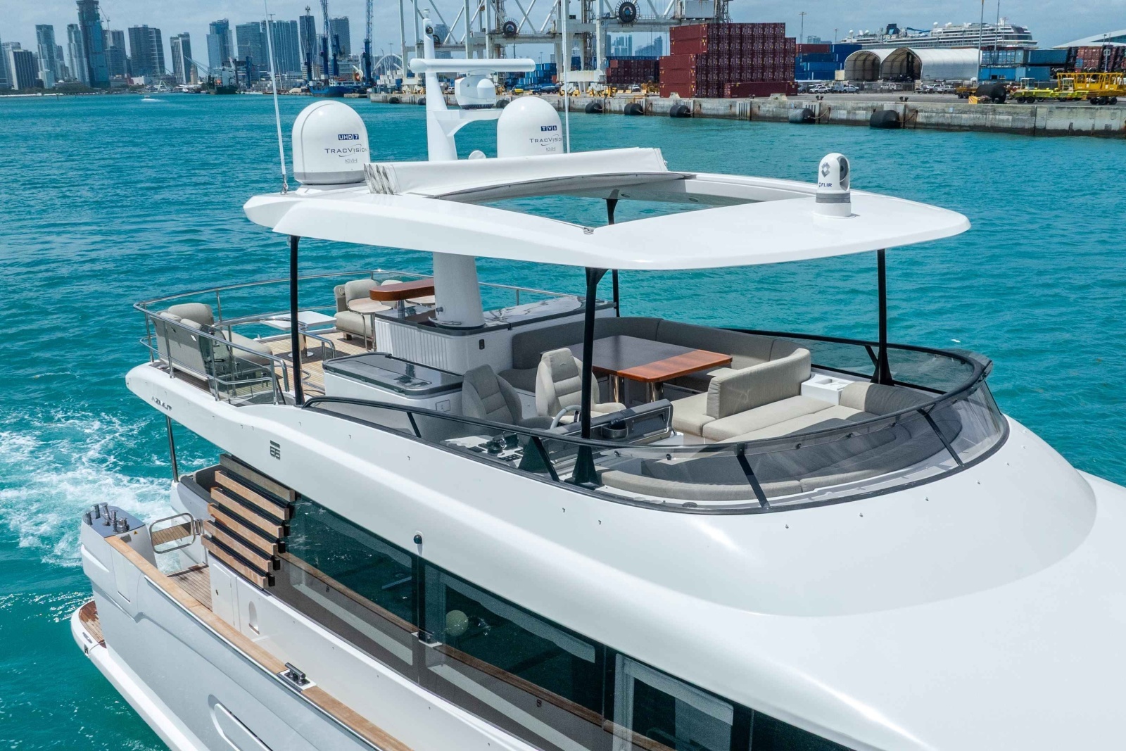 2023 Azimut Magellano 66