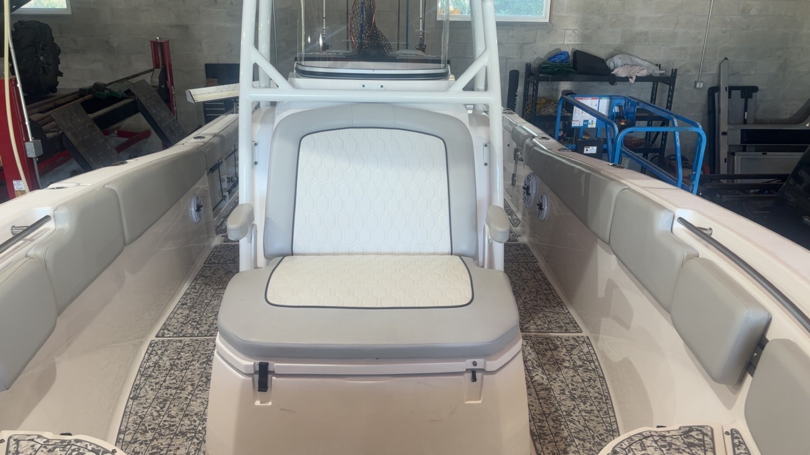 28ft Sea Fox Yacht For Sale