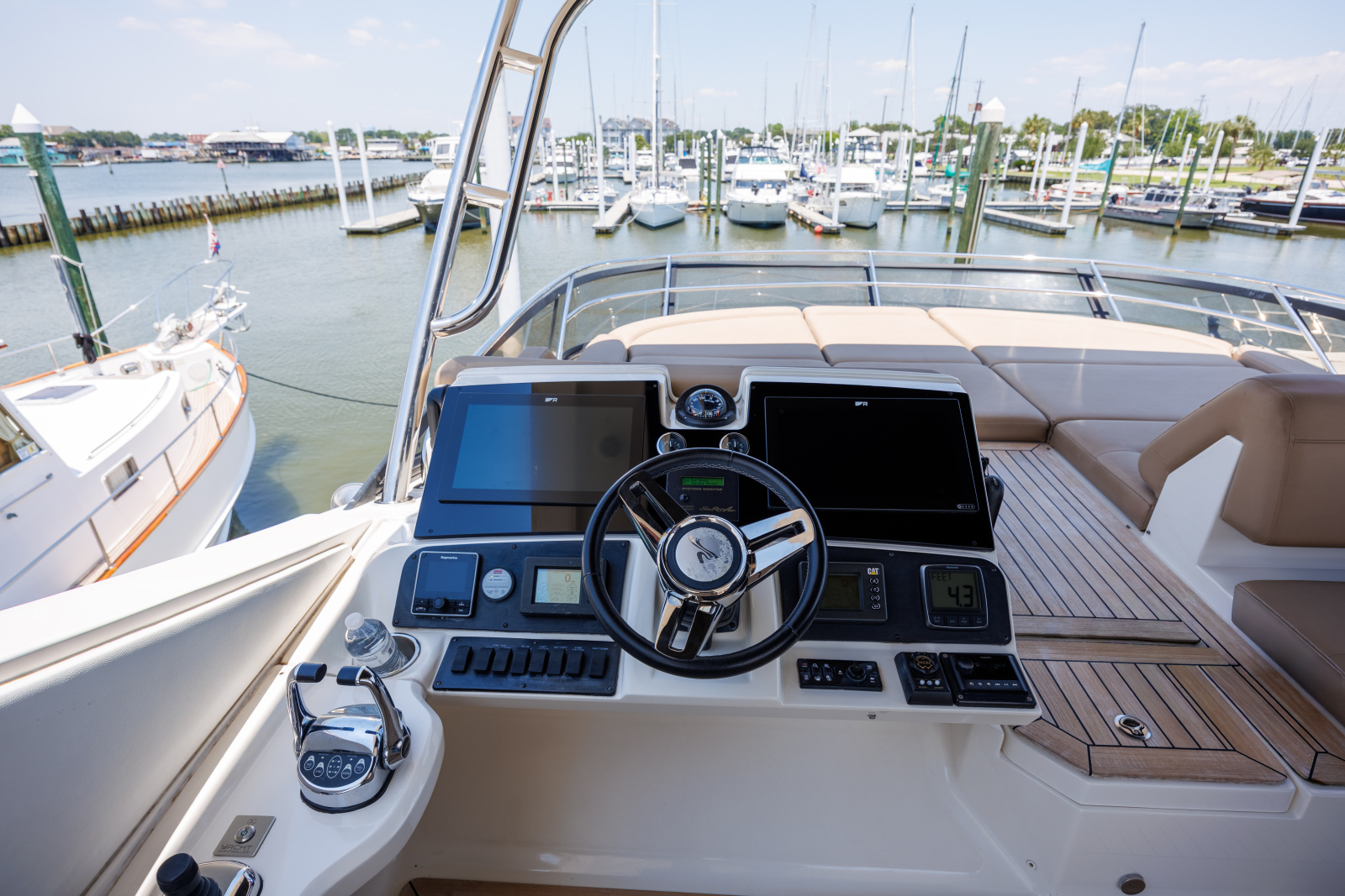 65ft Sea Ray Yacht For Sale