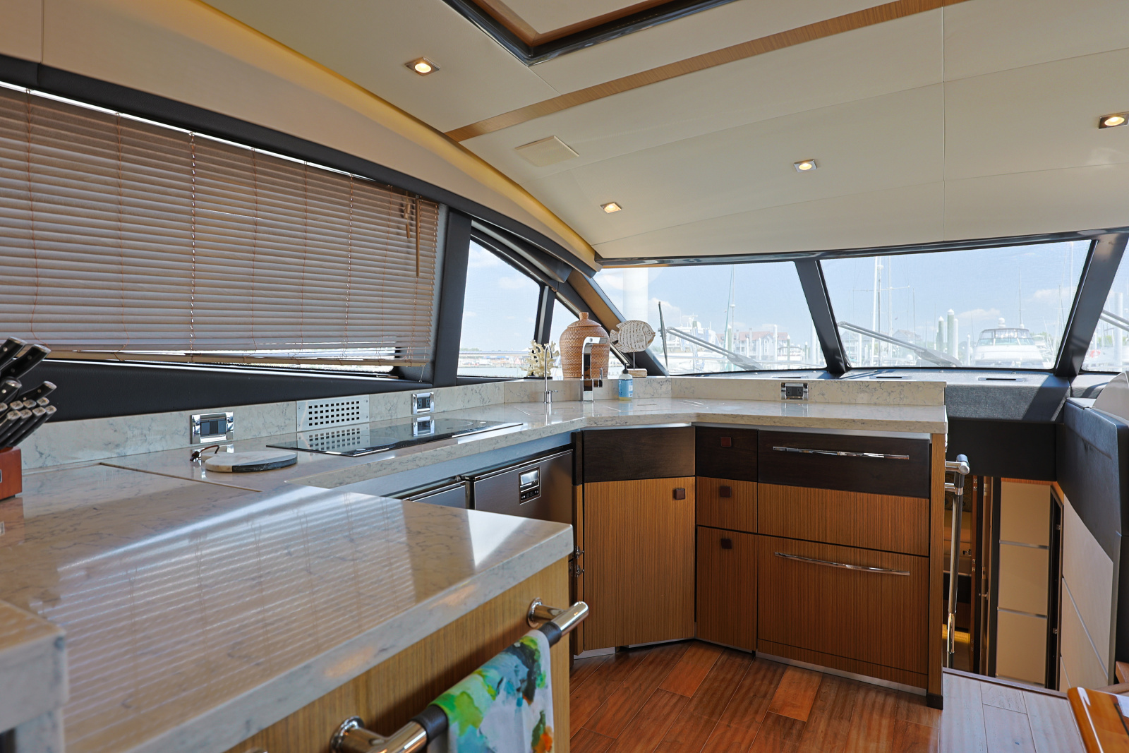 65ft Sea Ray Yacht For Sale