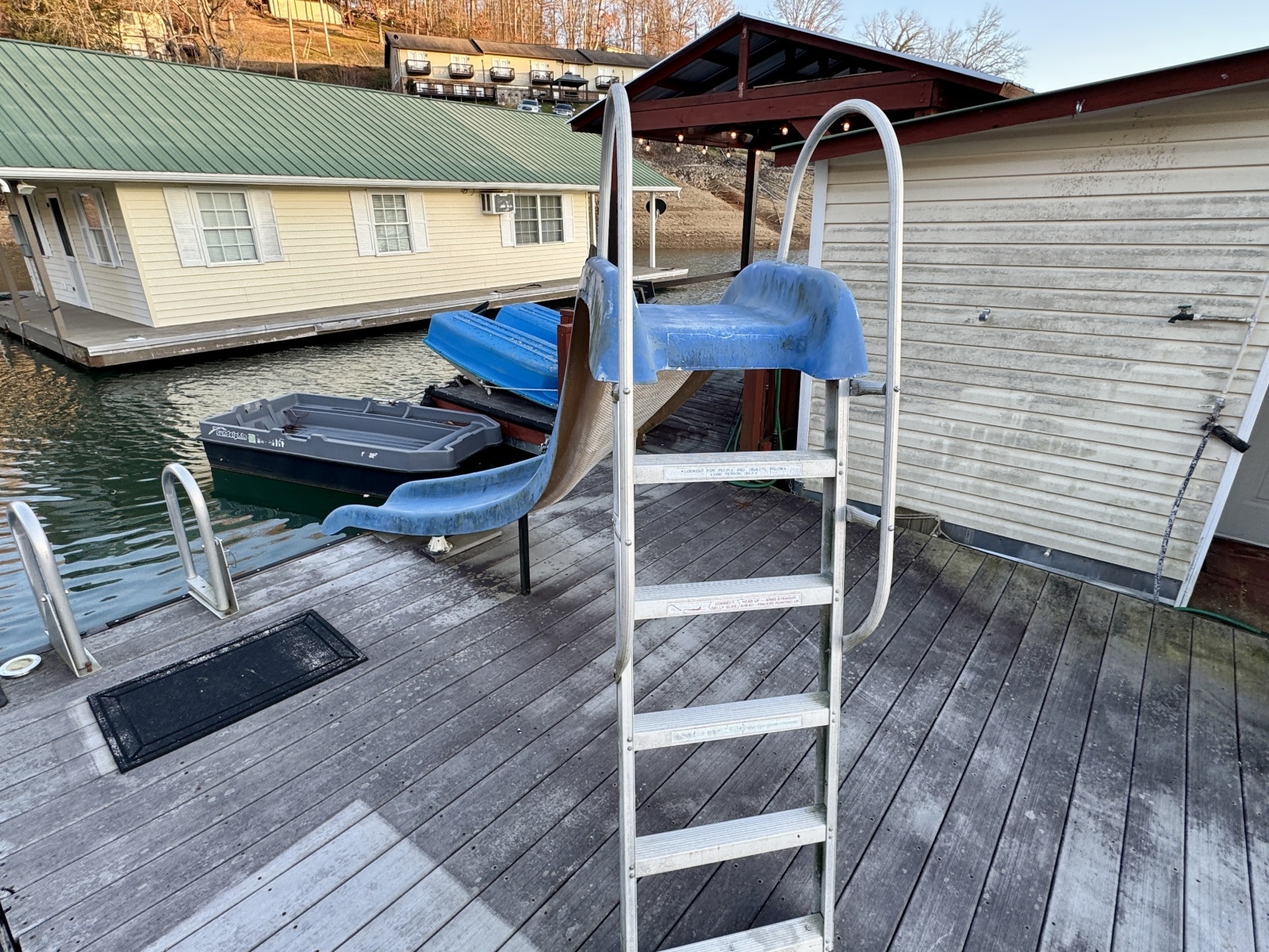 32ft Custom Yacht For Sale
