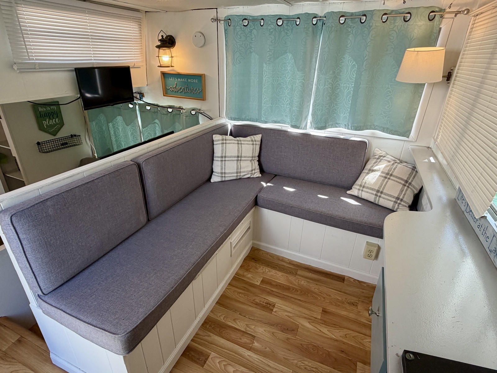 39ft Custom Yacht For Sale