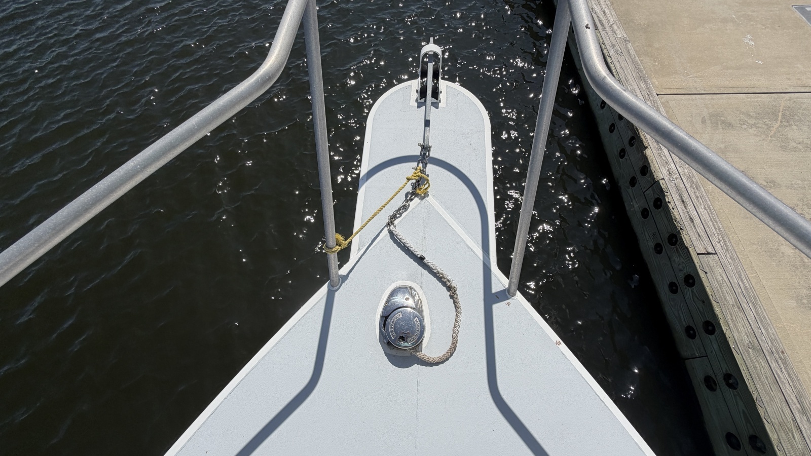 Bruce Anchor + Lewmar Windlass