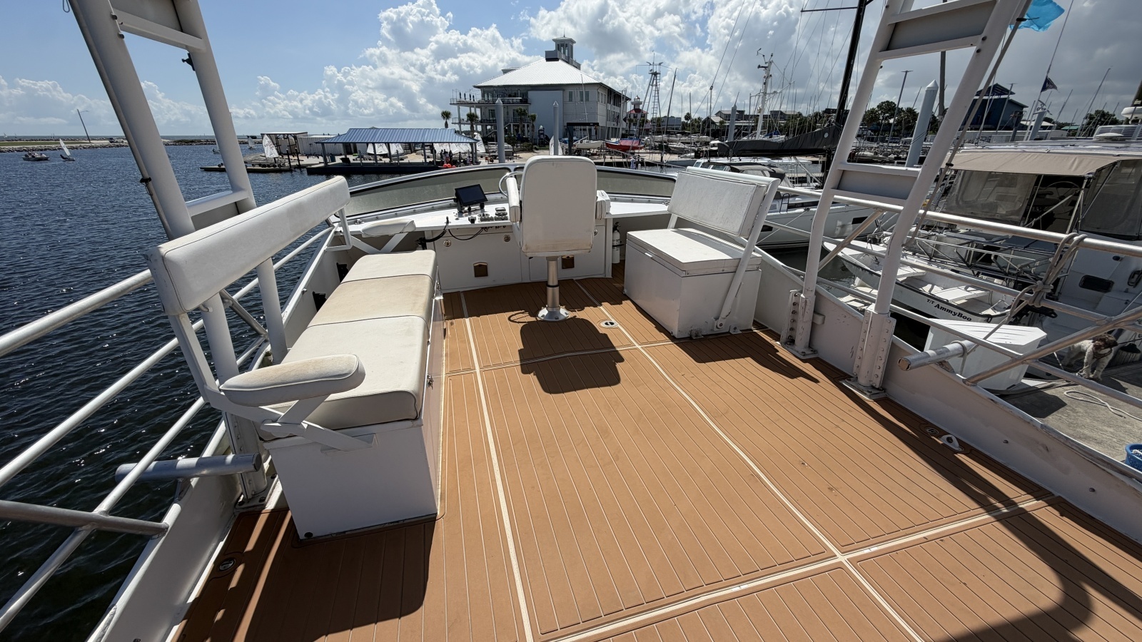 Flybridge
