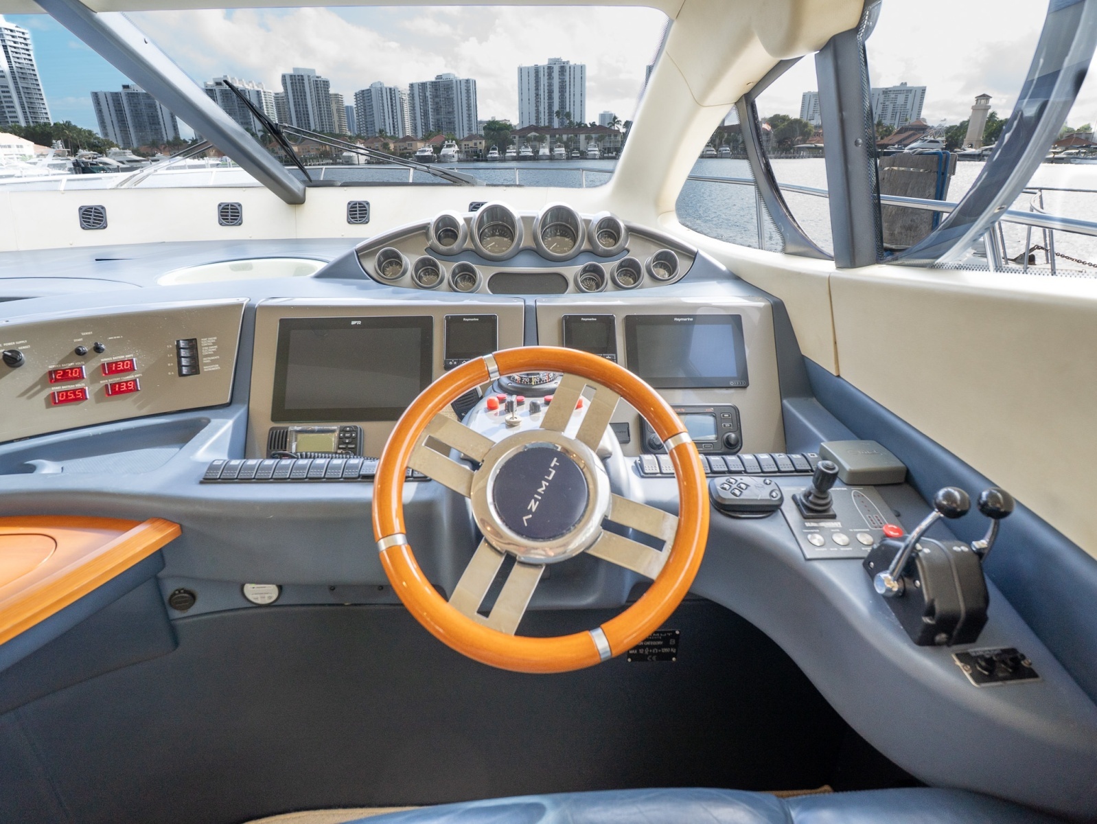 2008 Azimut 50 Flybridge
