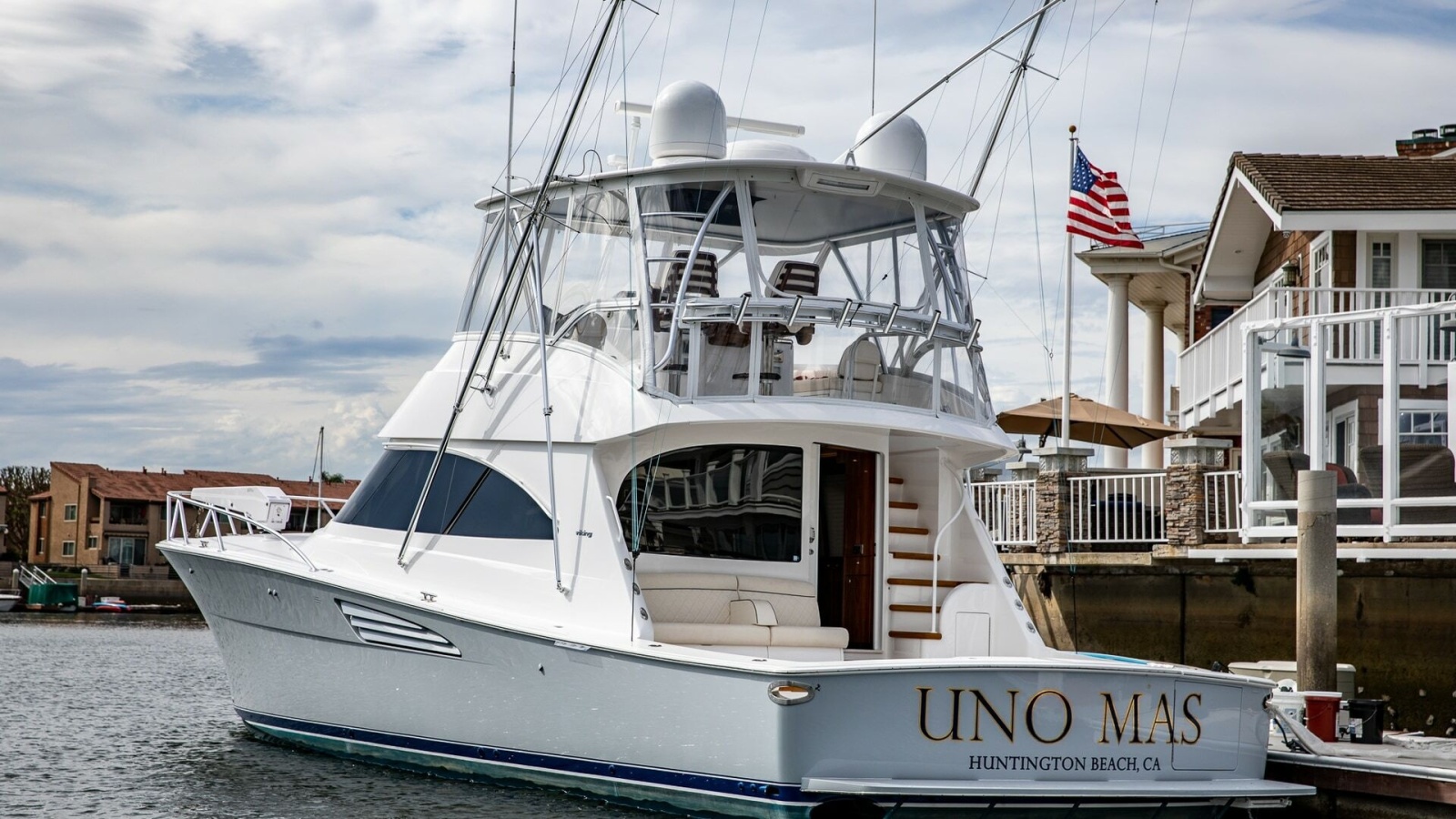2020 58 Viking Convertible - Uno Mas 