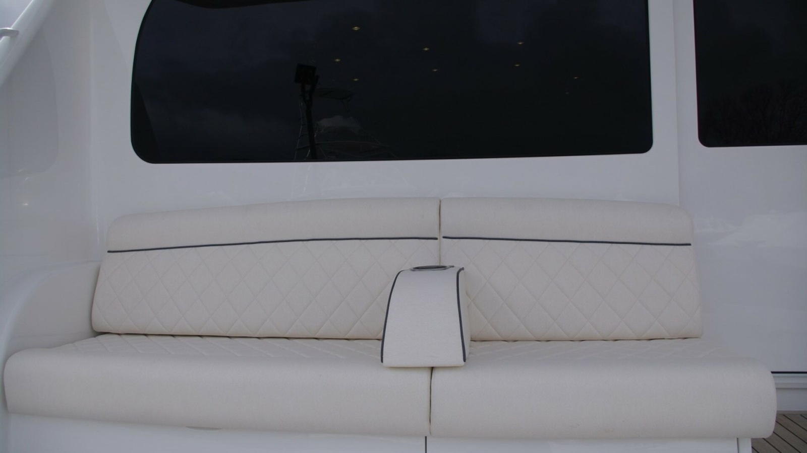 2020 58 Viking Convertible - Uno Mas 
