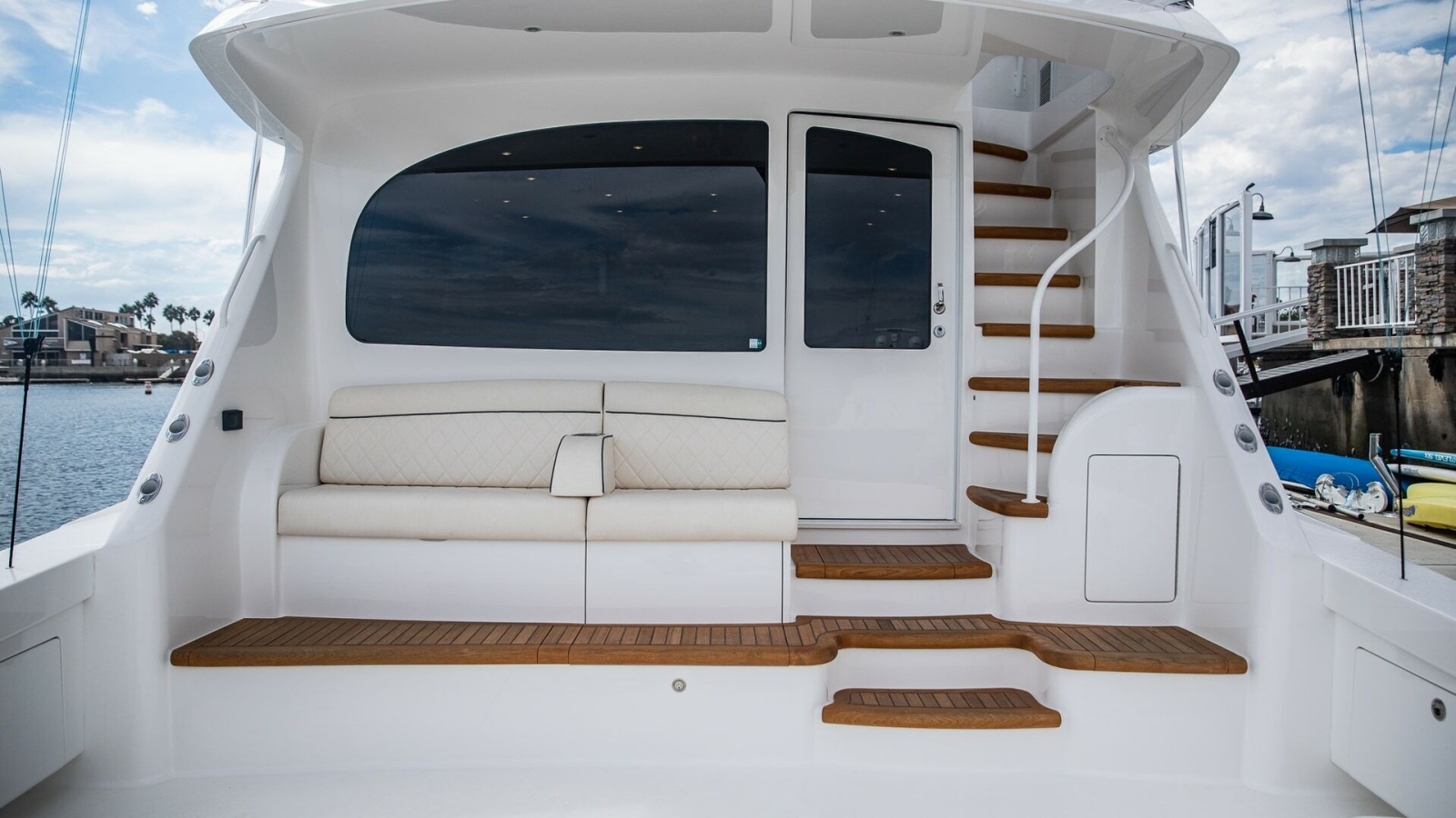 2020 58 Viking Convertible - Uno Mas 