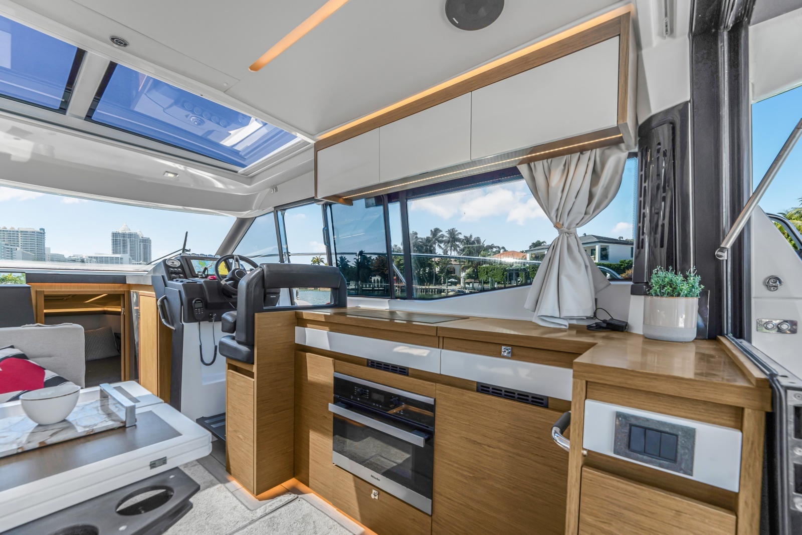 2020 Jeanneau NC 37