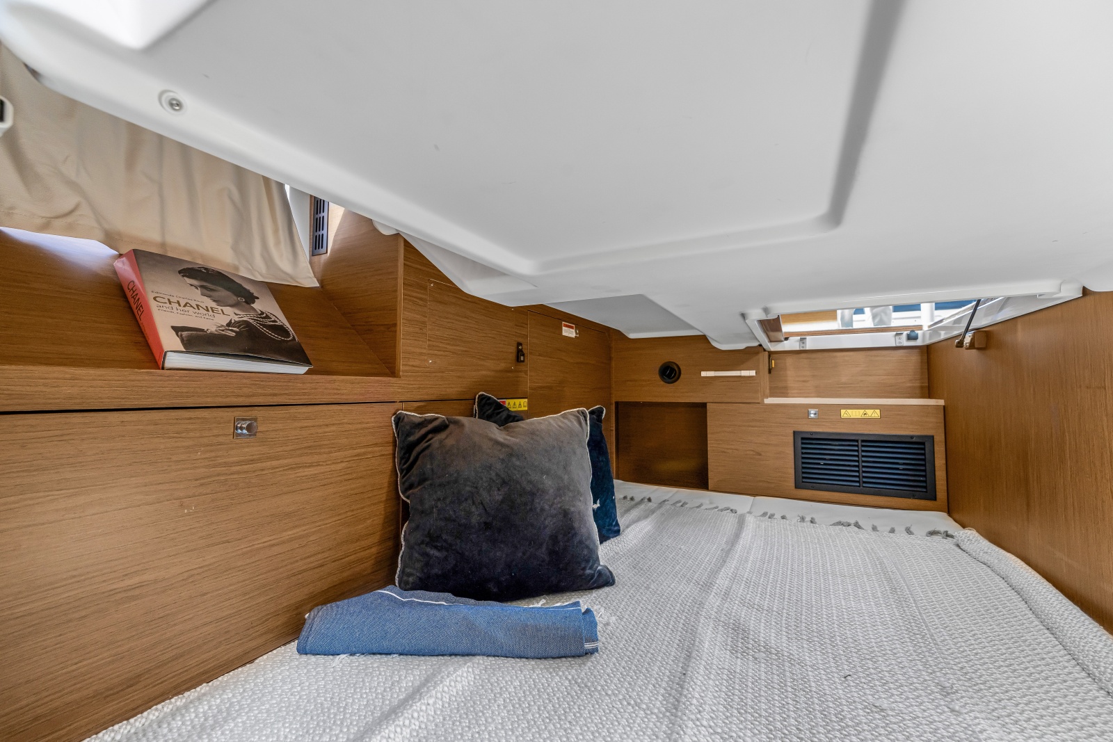 2020 Jeanneau NC 37