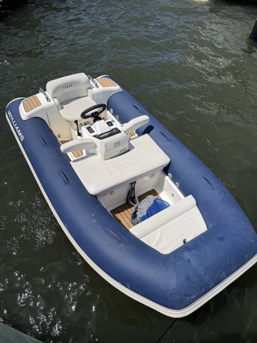 2022 Williams Jet Tenders TurboJet325