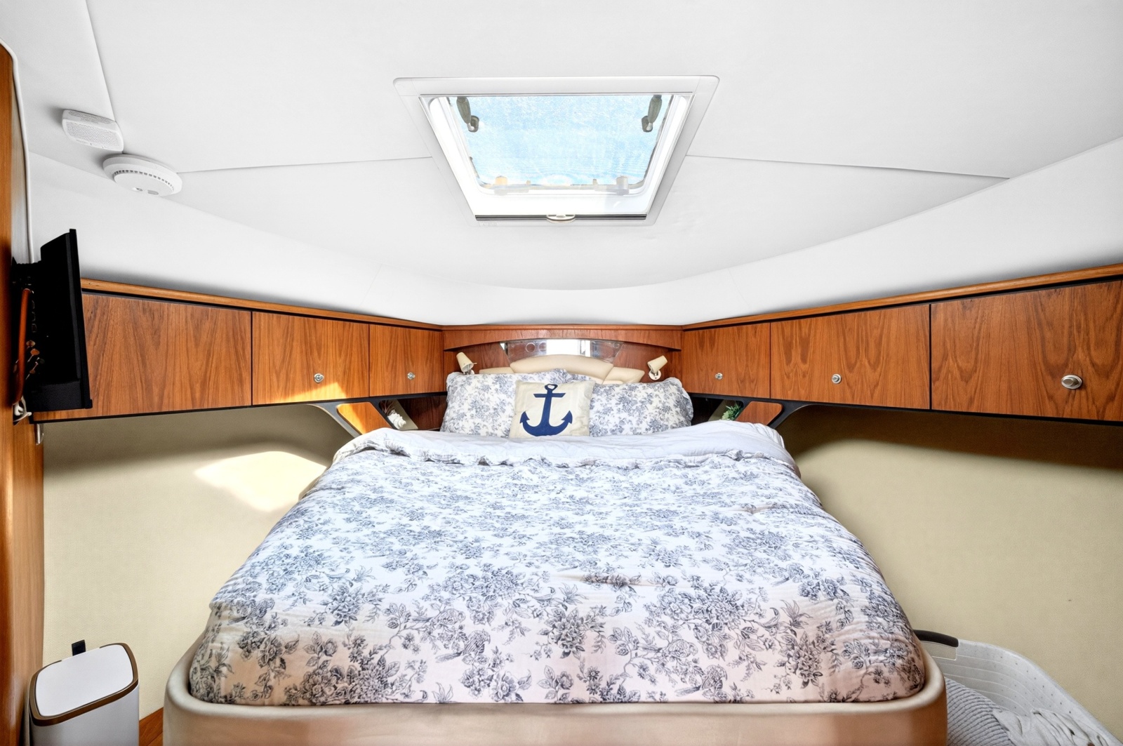 2006 Tiara Yachts 4300 Sovran