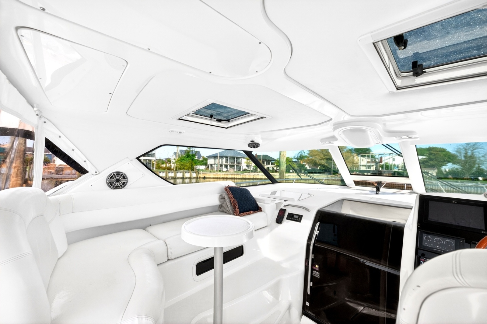2006 Tiara Yachts 4300 Sovran