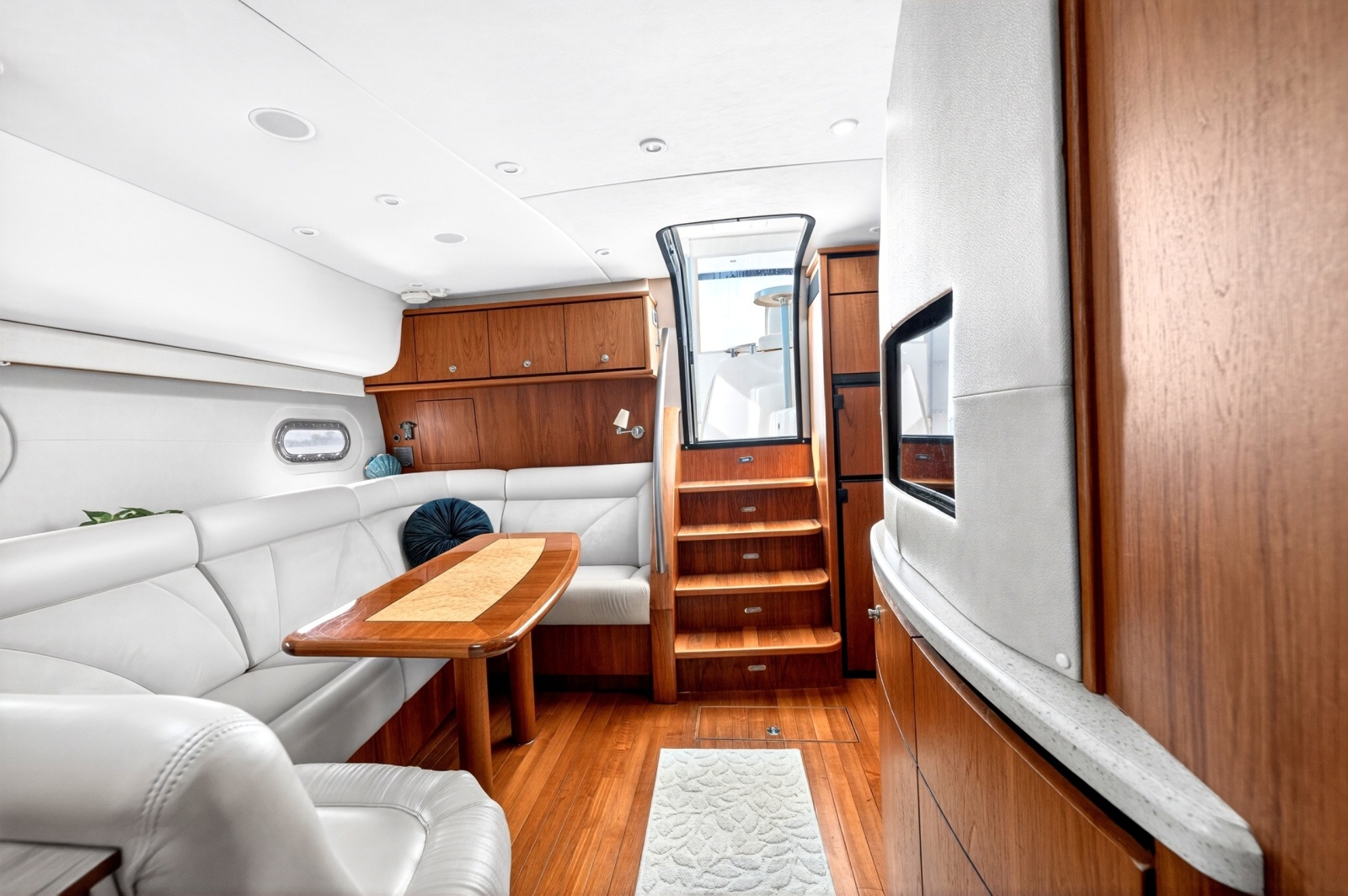 2006 Tiara Yachts 4300 Sovran