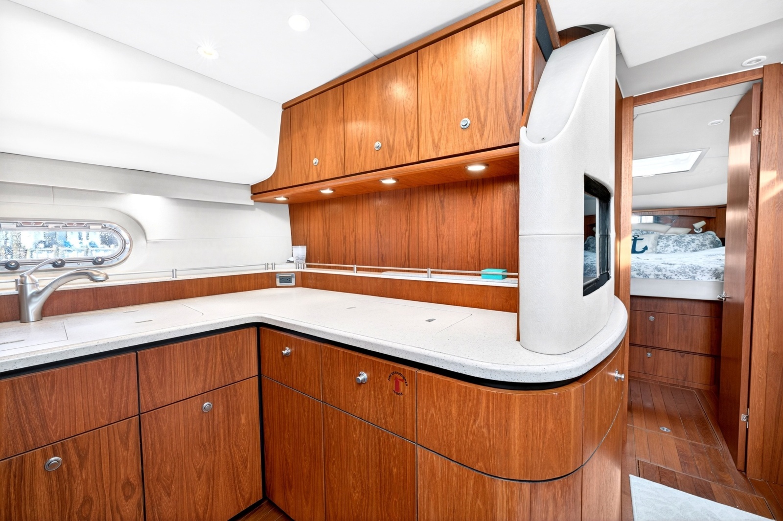 2006 Tiara Yachts 4300 Sovran