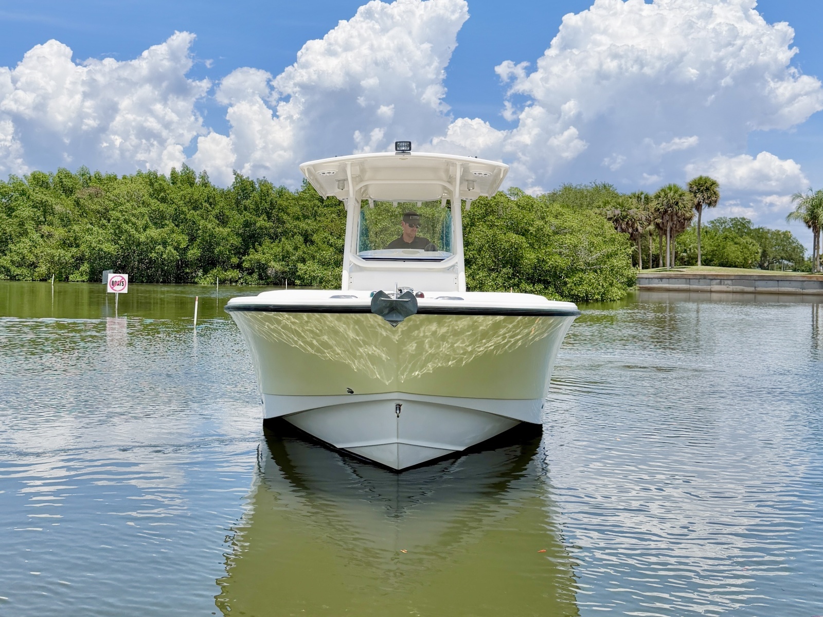 26ft Edgewater Yacht For Sale