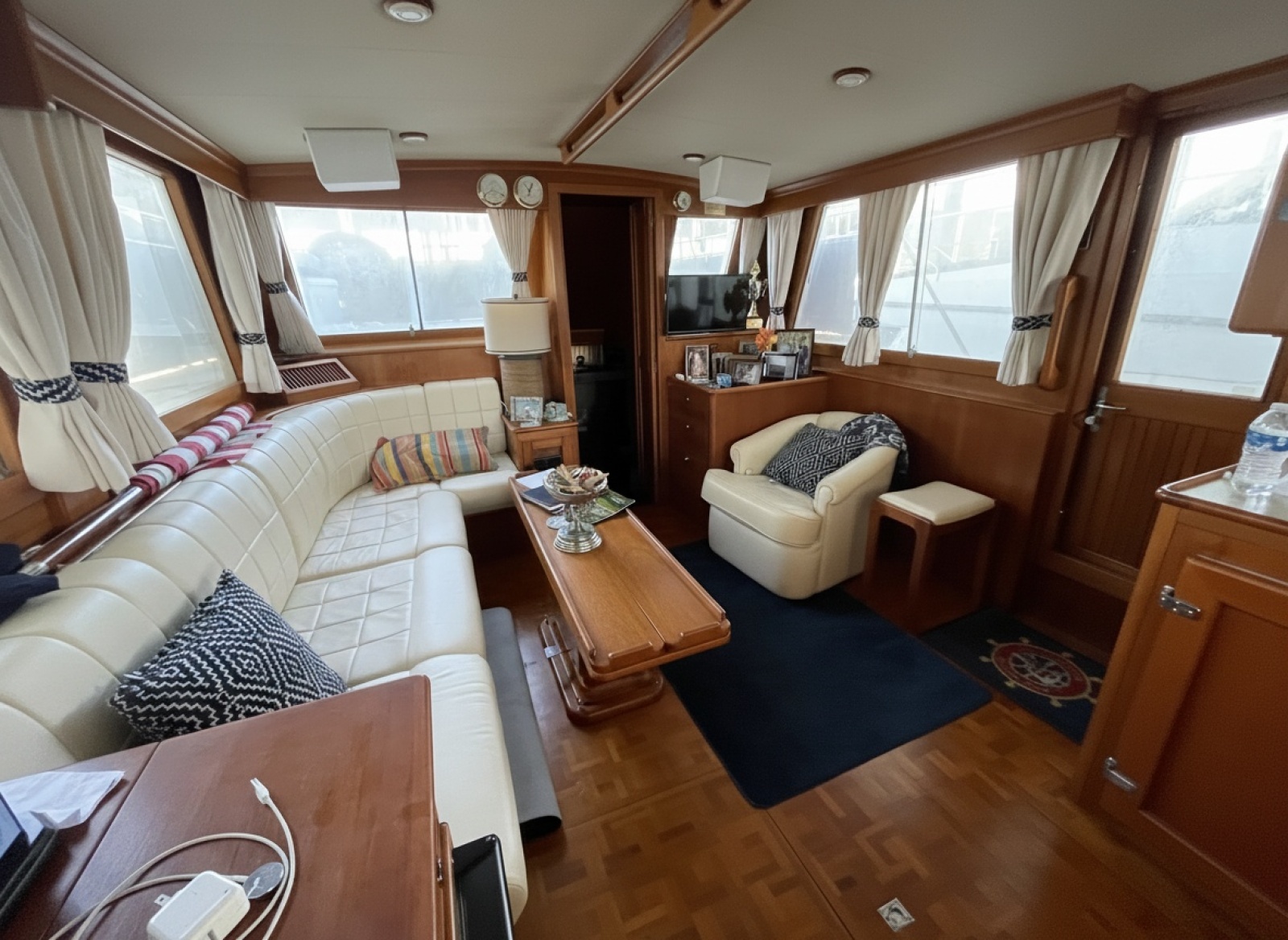 2003 Grand Banks Flybridge Motor Yacht