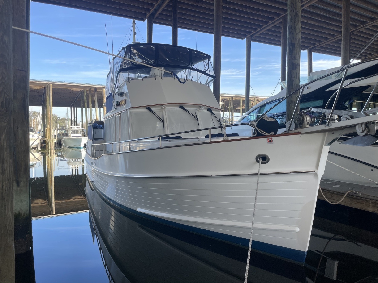 2003 Grand Banks Flybridge Motor Yacht