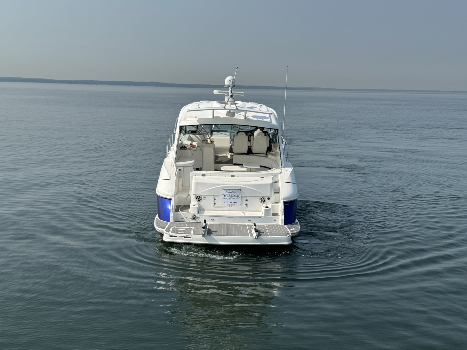 2006 Cruisers Yachts 520 Express