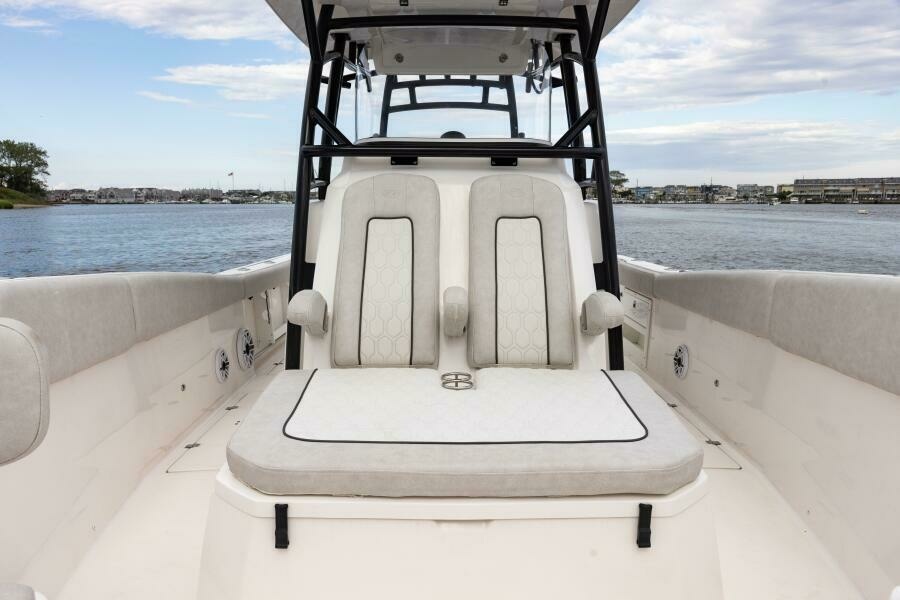32ft Sea Fox Yacht For Sale