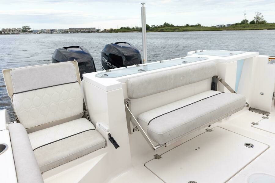 32ft Sea Fox Yacht For Sale