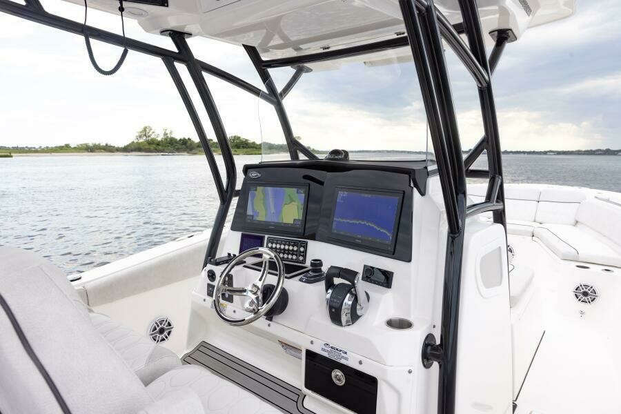 32ft Sea Fox Yacht For Sale