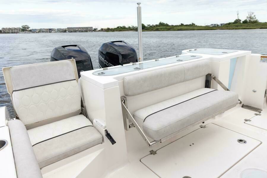 32ft Sea Fox Yacht For Sale