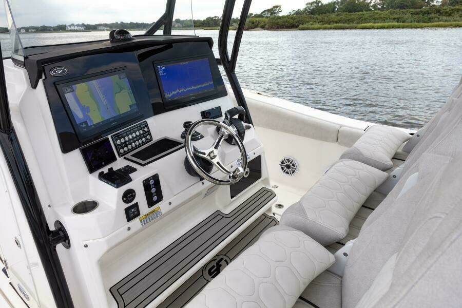 32ft Sea Fox Yacht For Sale