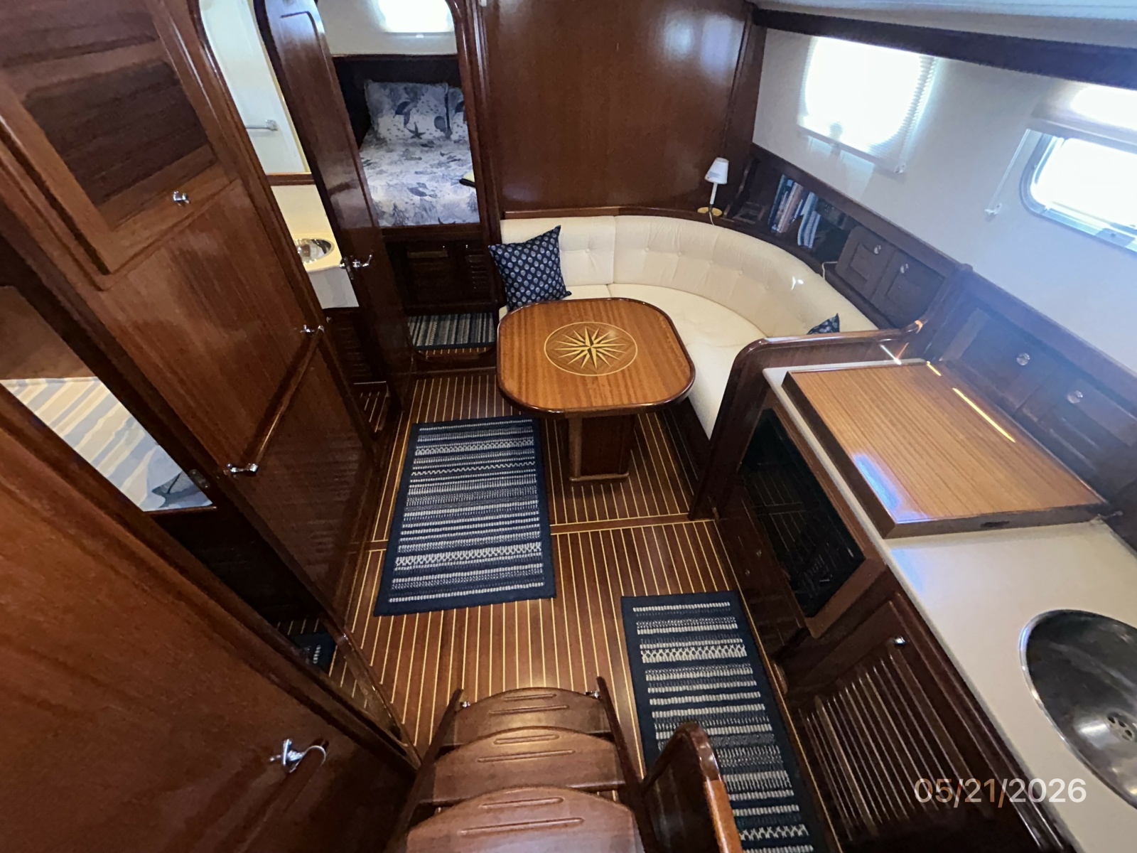 43' Menorquin salon forward