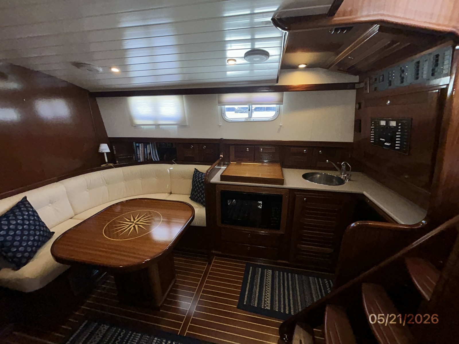 43' Menorquin salon starboard