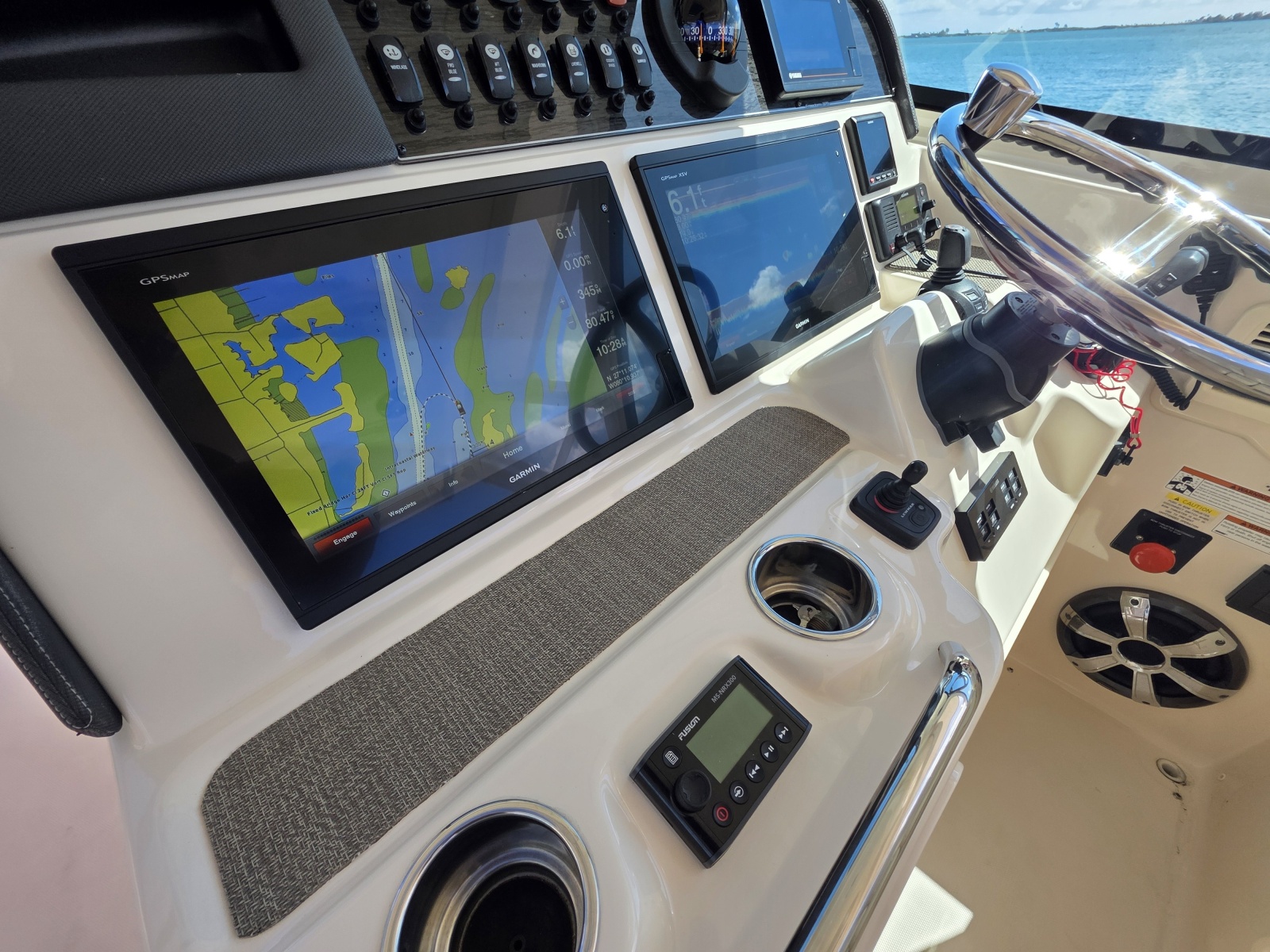 2019 Grady-White Freedom 375