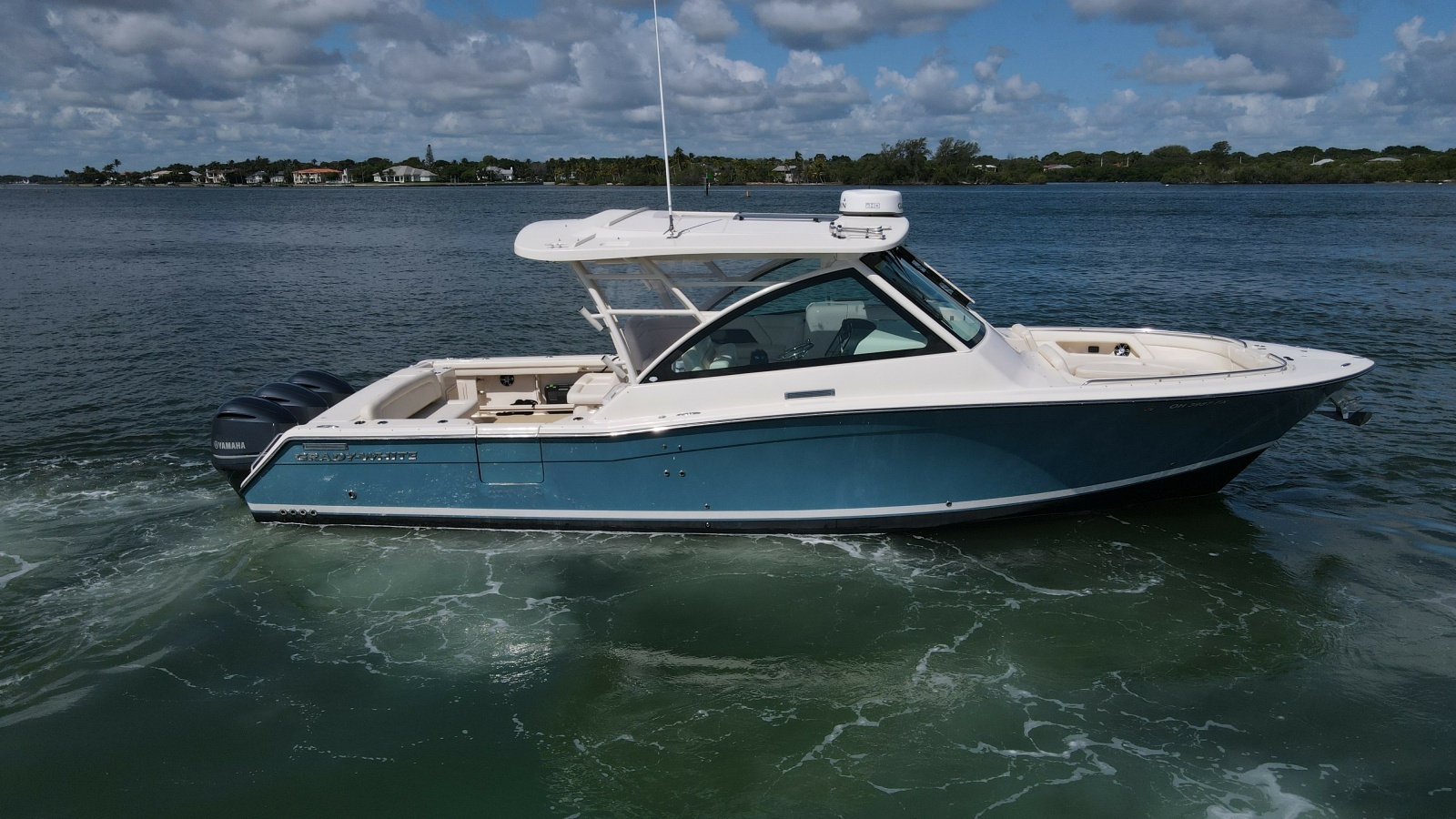 2019 Grady-White Freedom 375