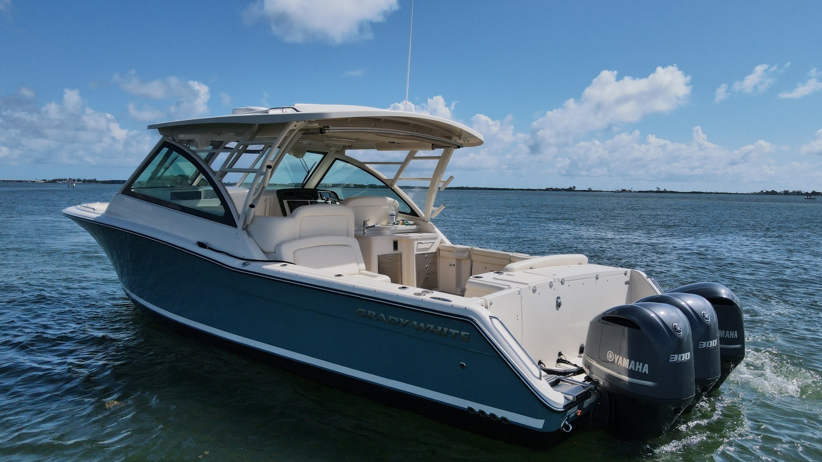 2019 Grady-White Freedom 375