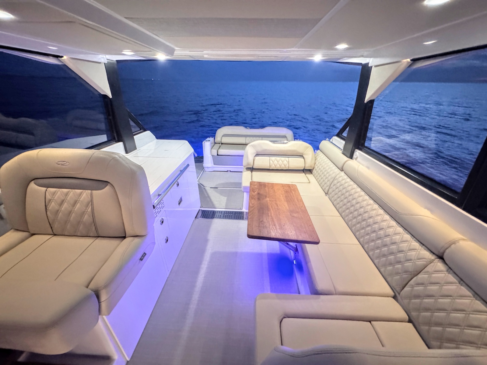 2022 Regal 36 Grand Coupe