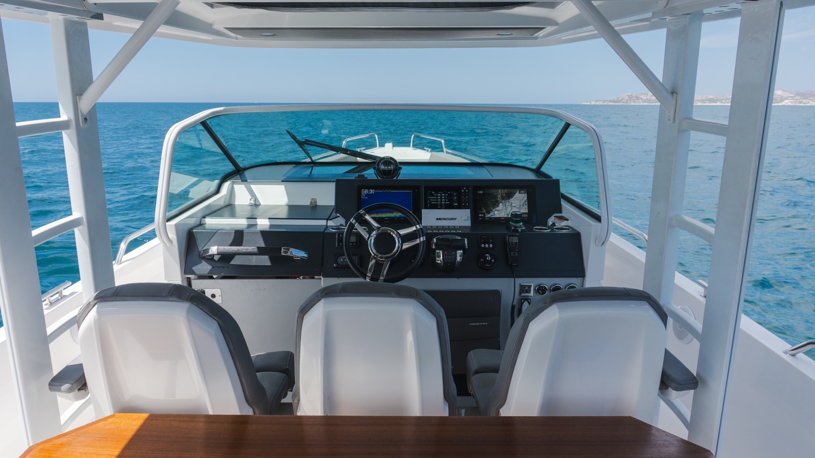2020 Axopar 37 Sun Top