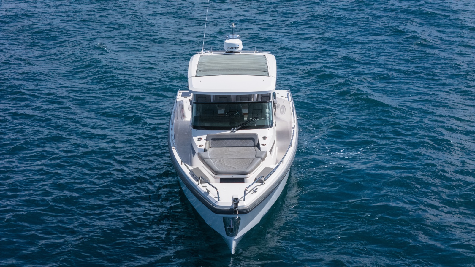 2020 Axopar 37 Sun Top