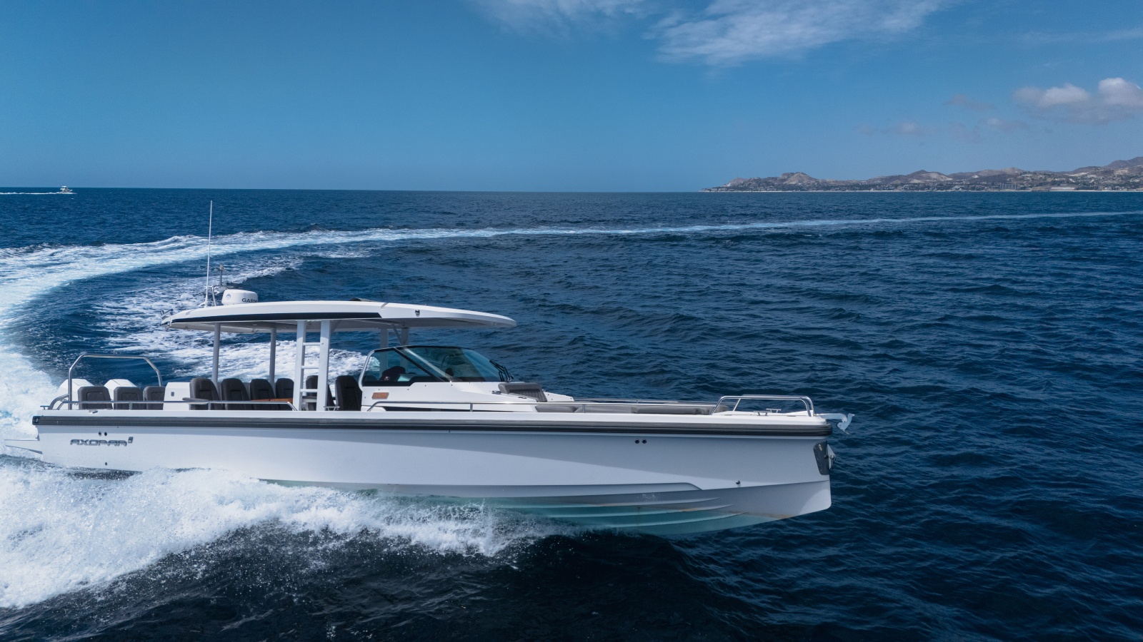 2020 Axopar 37 Sun Top