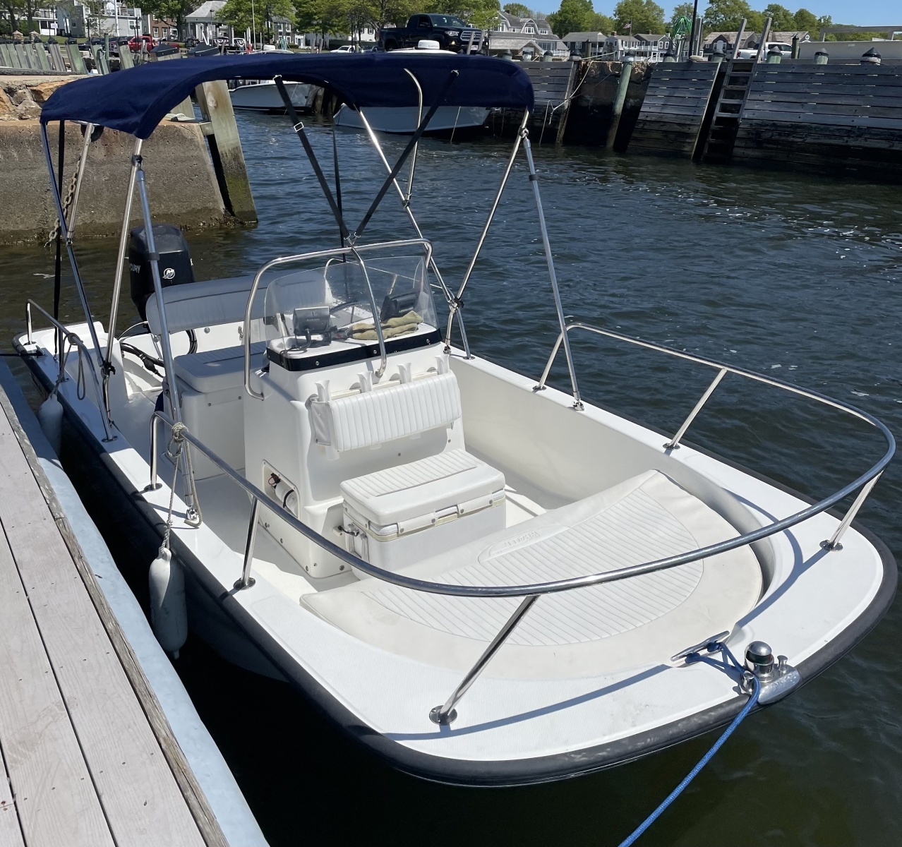 15ft Boston Whaler Yacht For Sale