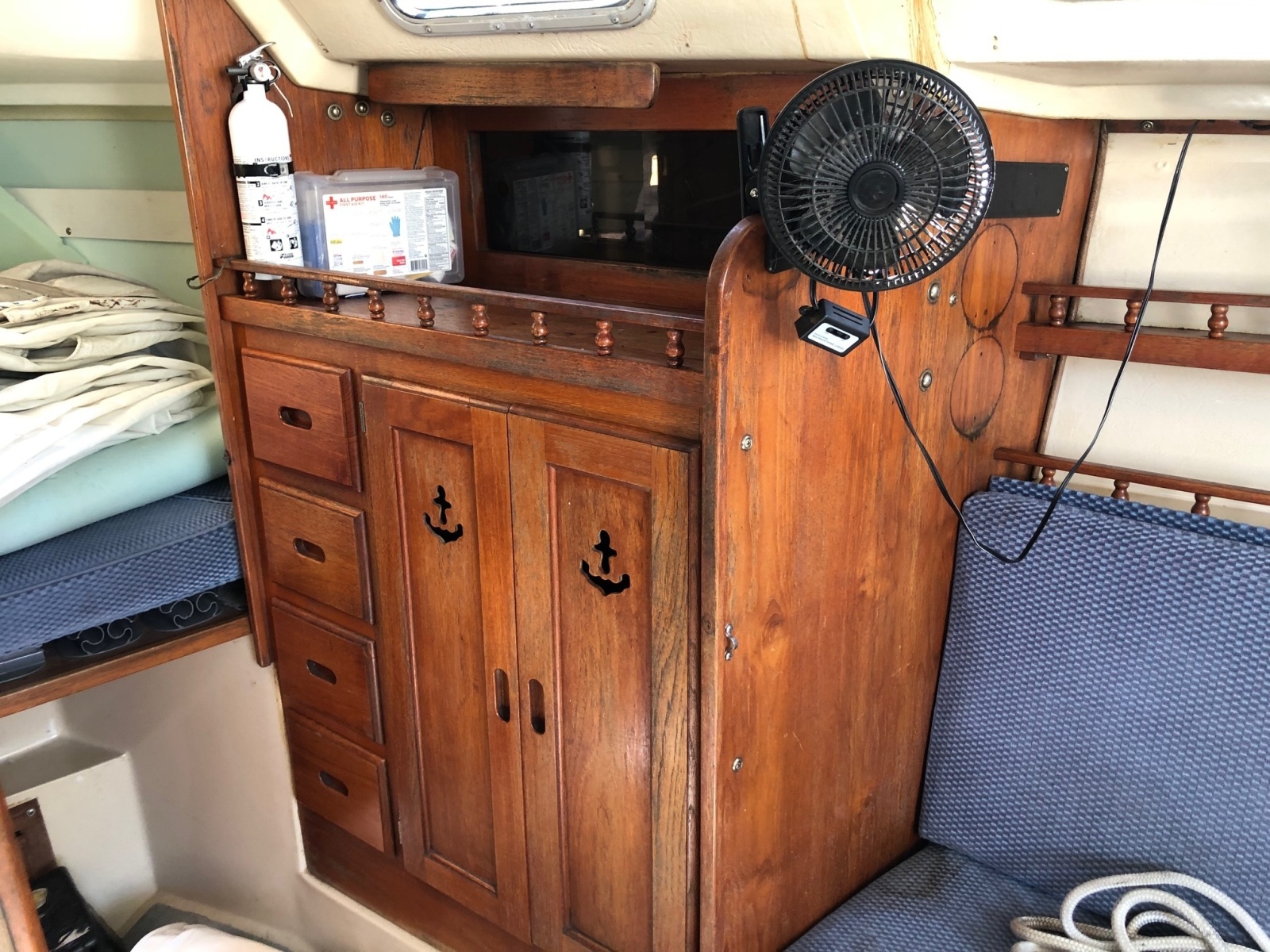 30' 1983 Catalina Catalina 30
