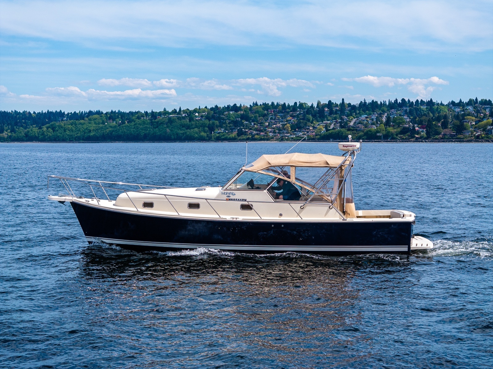 2004 Mainship Pilot 34