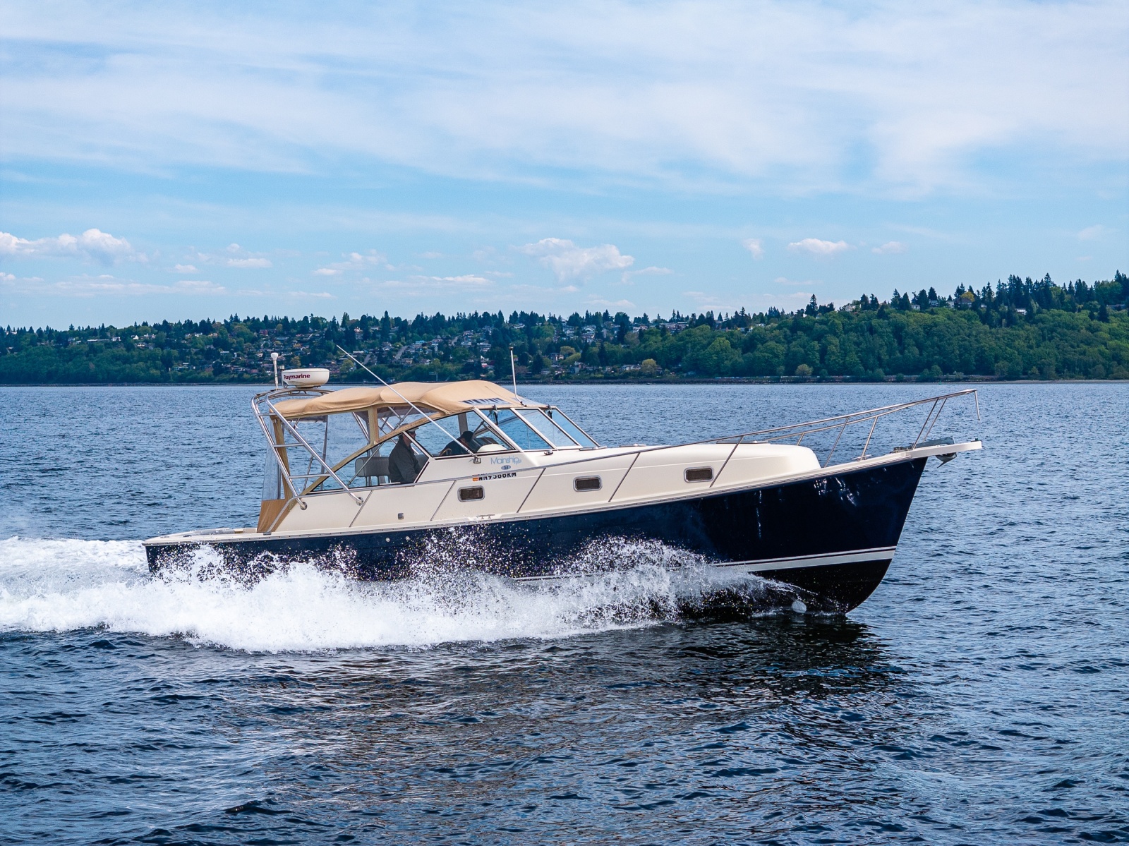2004 Mainship Pilot 34