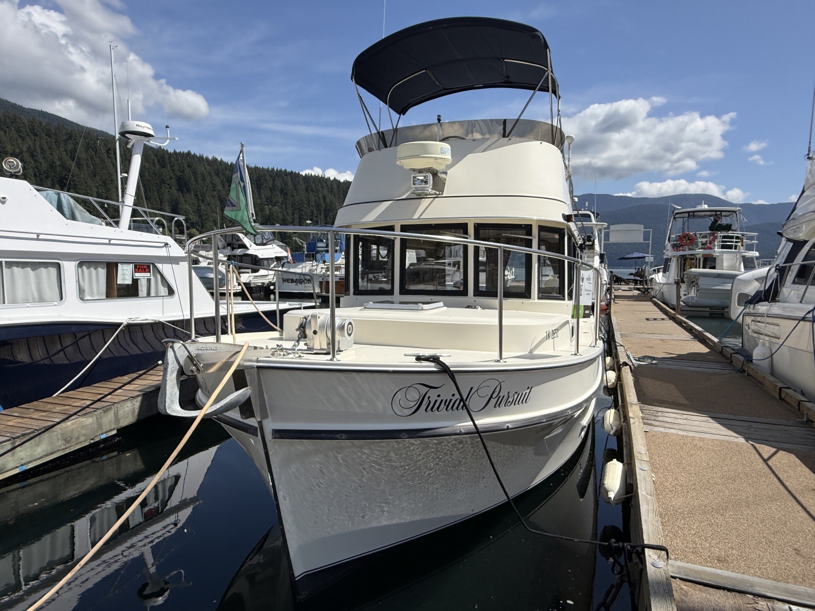 31ft Camano Yacht For Sale