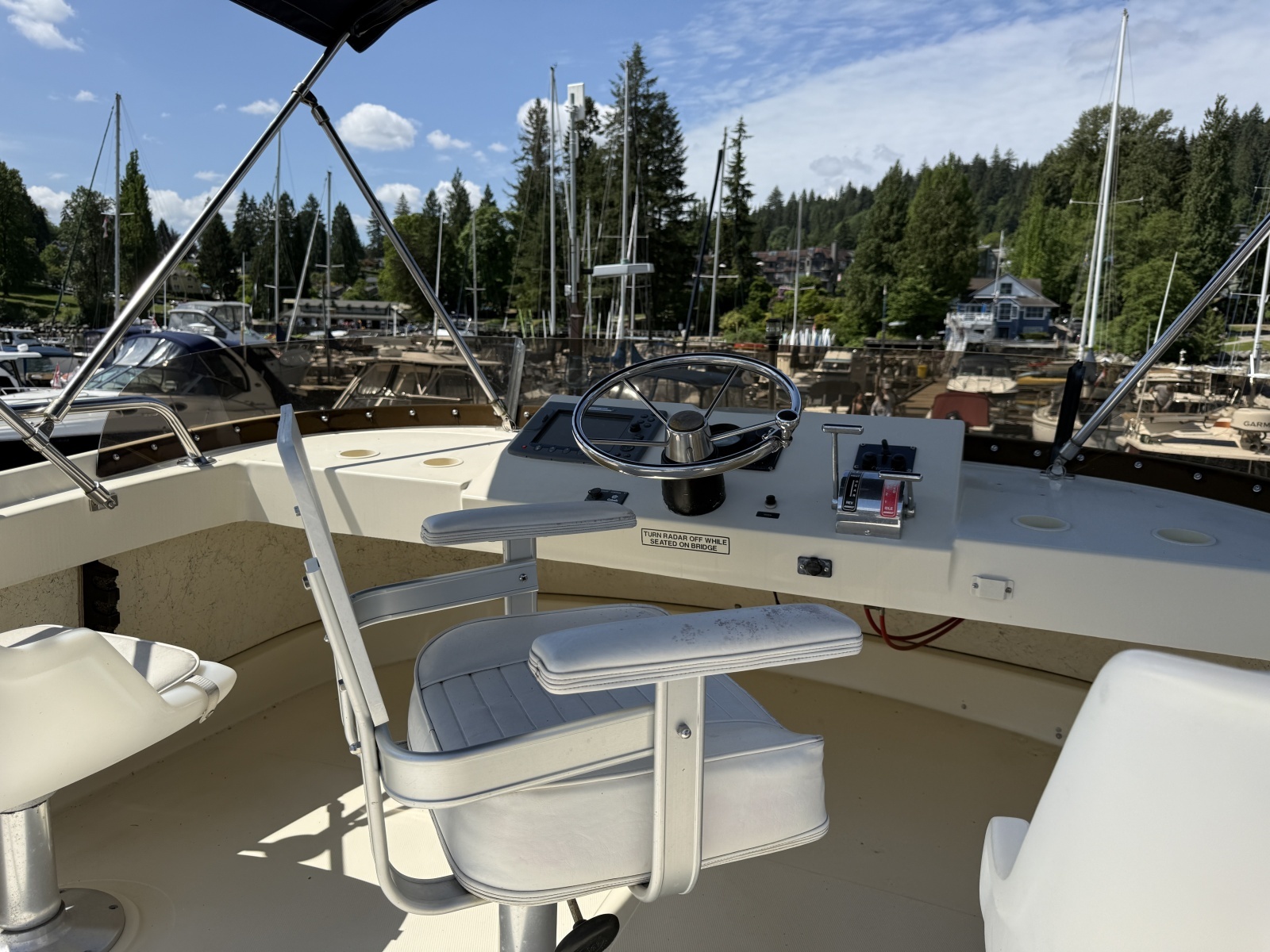 31ft Camano Yacht For Sale