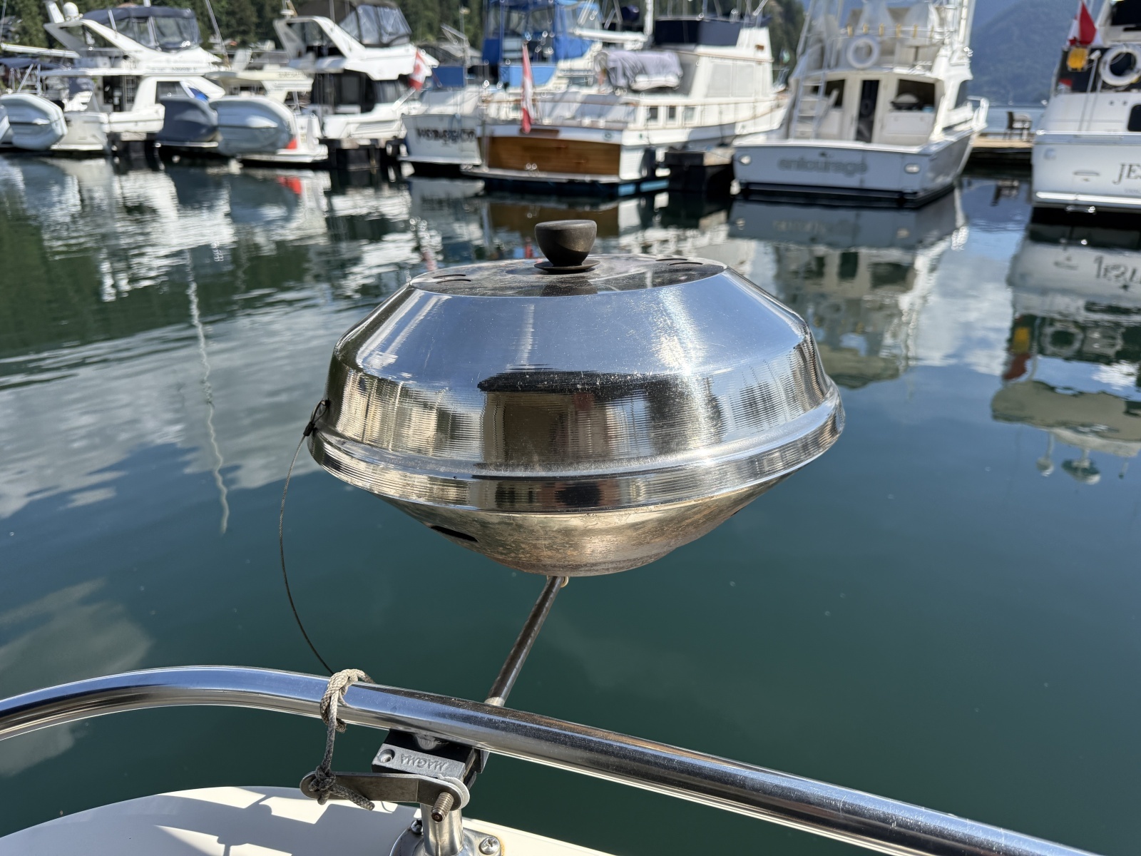 31ft Camano Yacht For Sale